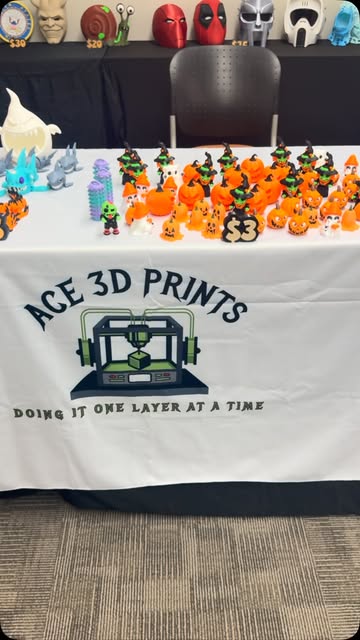 Colorful Ace 3D Prints display at a market